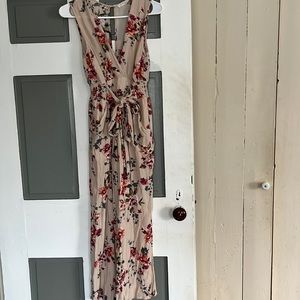 Sz Small Floral long pants romper